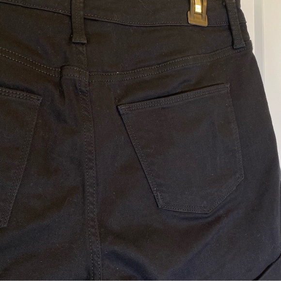 Universal Thread Women's size 12 Black High-Waisted mid rise Jean Shorts - Picture 4 of 6